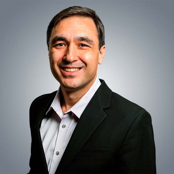 dr-daniel-uyeda-bucomaxilo-dentista-sao-paulo